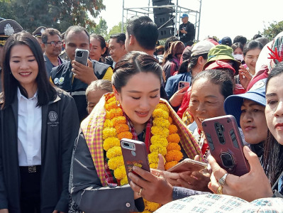 ร่วมต้อนรับ นางสาวแพทองธาร ชินวัตร นายกรัฐมนตรี พร้อมคณะ ... พารามิเตอร์รูปภาพ 1