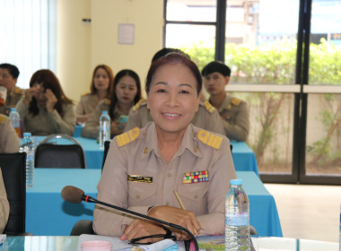 ประธานในการประชุมข้าราชการ พนักงานราชการ ประจำเดือนกันยายน ... พารามิเตอร์รูปภาพ 3