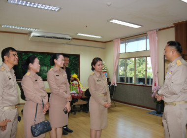 รายงานตัวต่อนายกนก ศรีชัยนันท์ ... พารามิเตอร์รูปภาพ 3