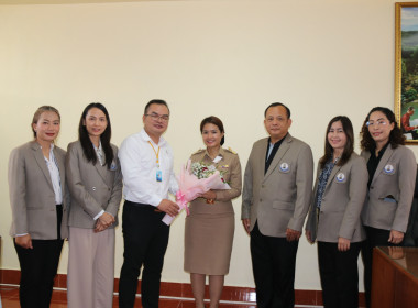 รายงานตัวต่อนายกนก ศรีชัยนันท์ ... พารามิเตอร์รูปภาพ 12