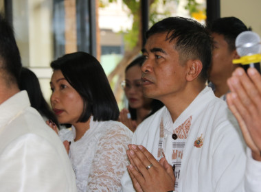 พิธีเจริญพระพุทธมนต์และทำบุญตักบาตร เนื่องในวันขึ้นปีใหม่ ... พารามิเตอร์รูปภาพ 8